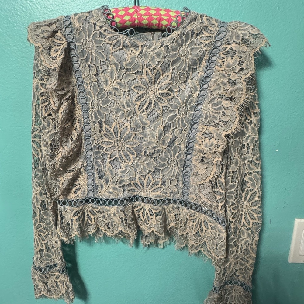 Baby blue lace detail blouse